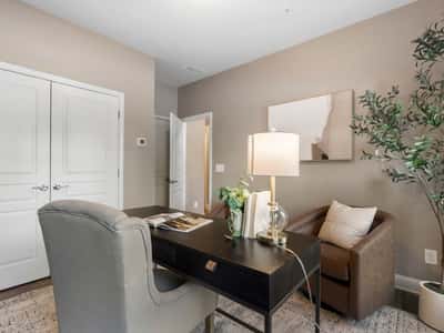 653 Hanlon Way, Alpharetta, GA