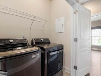 653 Hanlon Way, Alpharetta, GA