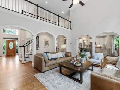 555 Treyburn View, Milton, GA
