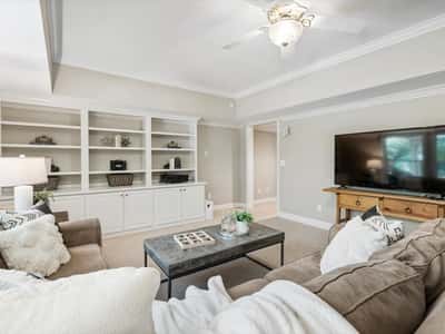 555 Treyburn View, Milton, GA
