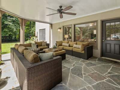 555 Treyburn View, Milton, GA