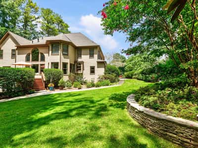 555 Treyburn View, Milton, GA