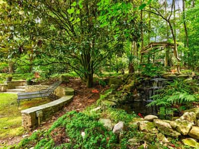 555 Treyburn View, Milton, GA