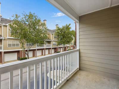 1112 Woodland Lane, Alpharetta, GA