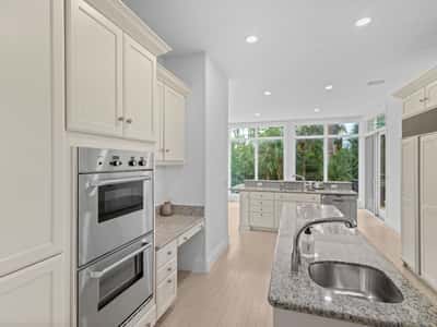 5919 Gulf of Mexico Dr, Longboat Key, FL