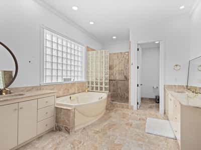 5919 Gulf of Mexico Dr, Longboat Key, FL