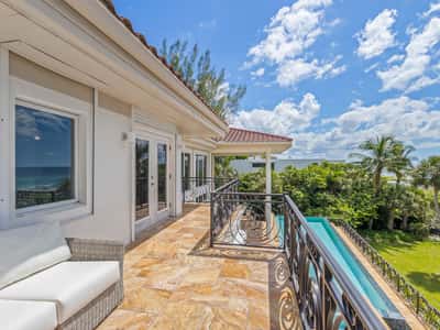 5919 Gulf of Mexico Dr, Longboat Key, FL