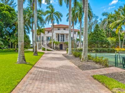 5919 Gulf of Mexico Dr, Longboat Key, FL