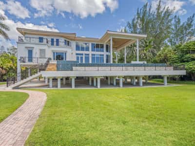 5919 Gulf of Mexico Dr, Longboat Key, FL