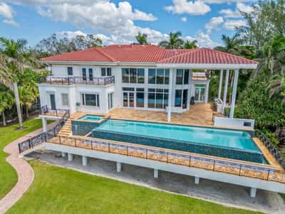 5919 Gulf of Mexico Dr, Longboat Key, FL