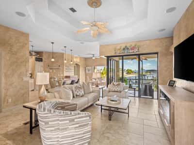 150 Cousley Dr SE, Port Charlotte, FL