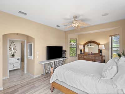 150 Cousley Dr SE, Port Charlotte, FL