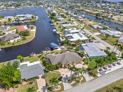 150 Cousley Dr SE, Port Charlotte, FL