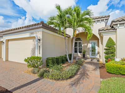 13350 Campanile Ct, Venice, FL