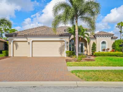 13350 Campanile Ct, Venice, FL