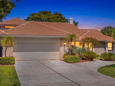 4937 Landings Ct, Sarasota, FL