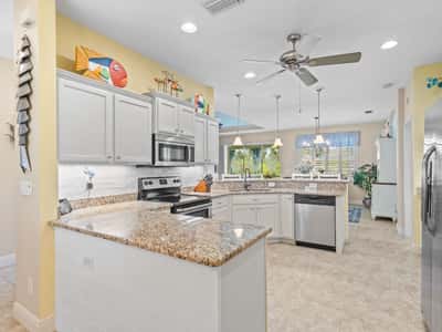 117 Beau Rivage Dr, Rotonda West, FL