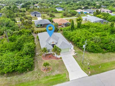 117 Beau Rivage Dr, Rotonda West, FL