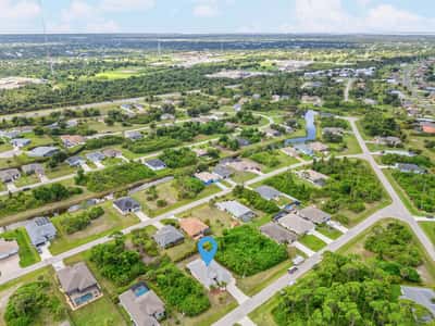 117 Beau Rivage Dr, Rotonda West, FL
