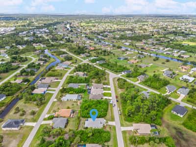117 Beau Rivage Dr, Rotonda West, FL