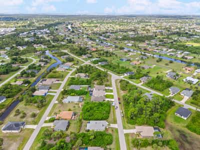 117 Beau Rivage Dr, Rotonda West, FL