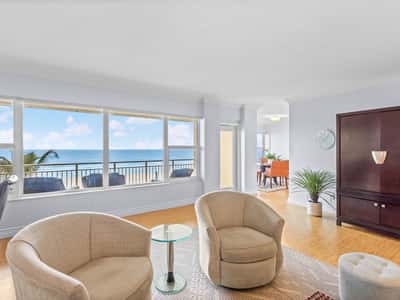 603 Longboat Club Rd Unit 202N, Longboat Key, FL