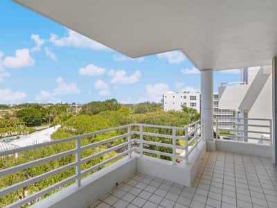 2450 Harbourside Dr, Unit 244, Longboat Key, FL