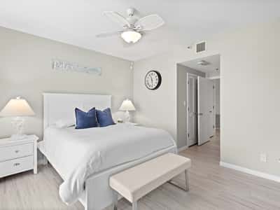 2450 Harbourside Dr, Unit 244, Longboat Key, FL