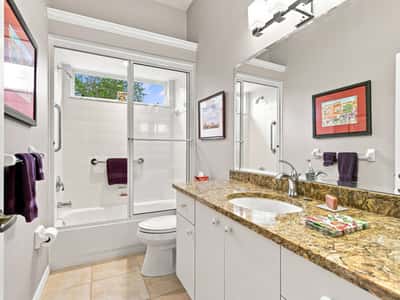 7215 Pine Valley St, Bradenton, FL