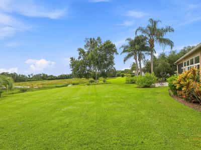 7215 Pine Valley St, Bradenton, FL