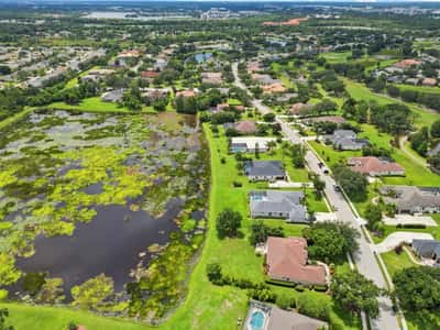 7215 Pine Valley St, Bradenton, FL