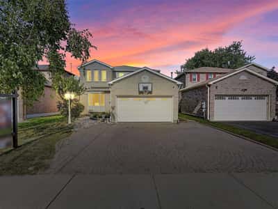1564 Somergrove Cres, Pickering, ON