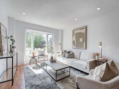 1564 Somergrove Cres, Pickering, ON