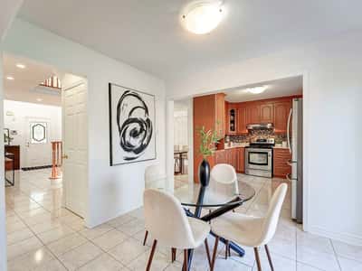1564 Somergrove Cres, Pickering, ON