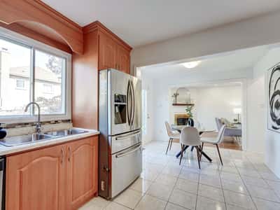 1564 Somergrove Cres, Pickering, ON