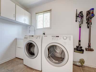 1564 Somergrove Cres, Pickering, ON