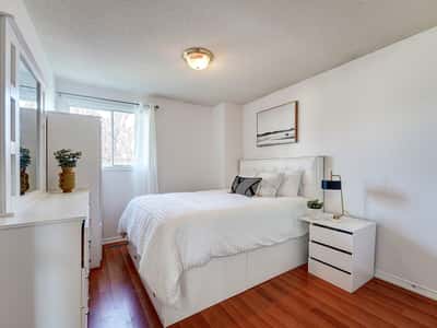 1564 Somergrove Cres, Pickering, ON