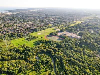 1564 Somergrove Cres, Pickering, ON