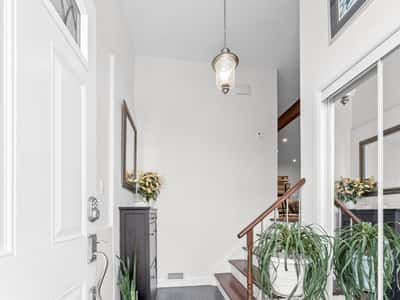 1621 Warren Drive, Mississauga, ON
