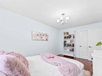 1621 Warren Drive, Mississauga, ON