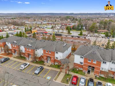 235 Ferndale Dr S 13, Barrie, ON