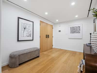 1166 Bay St., #1002, Toronto, ON