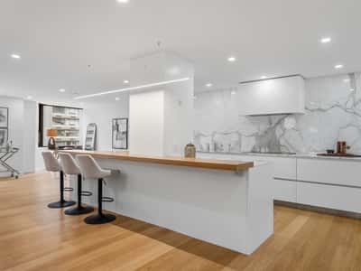 1166 Bay St., #1002, Toronto, ON