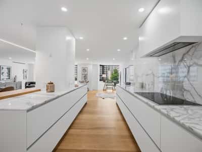 1166 Bay St., #1002, Toronto, ON