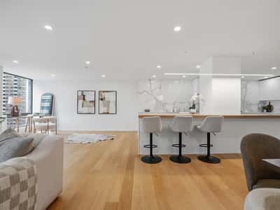 1166 Bay St., #1002, Toronto, ON