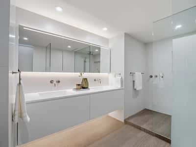 1166 Bay St., #1002, Toronto, ON