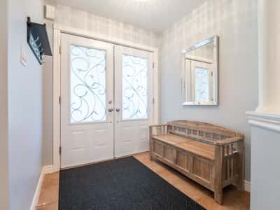 25 Meadowview Dr, Bradford, ON