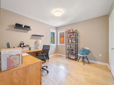25 Meadowview Dr, Bradford, ON