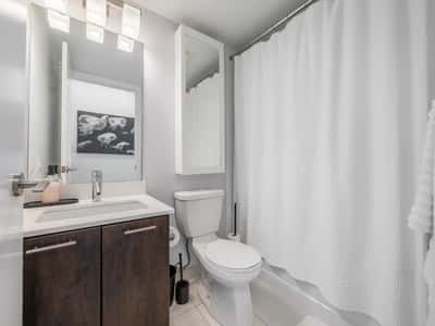 169 Fort York Blvd #918, Toronto, ON