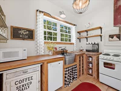 14550 Purcellville Rd, Purcellville, VA